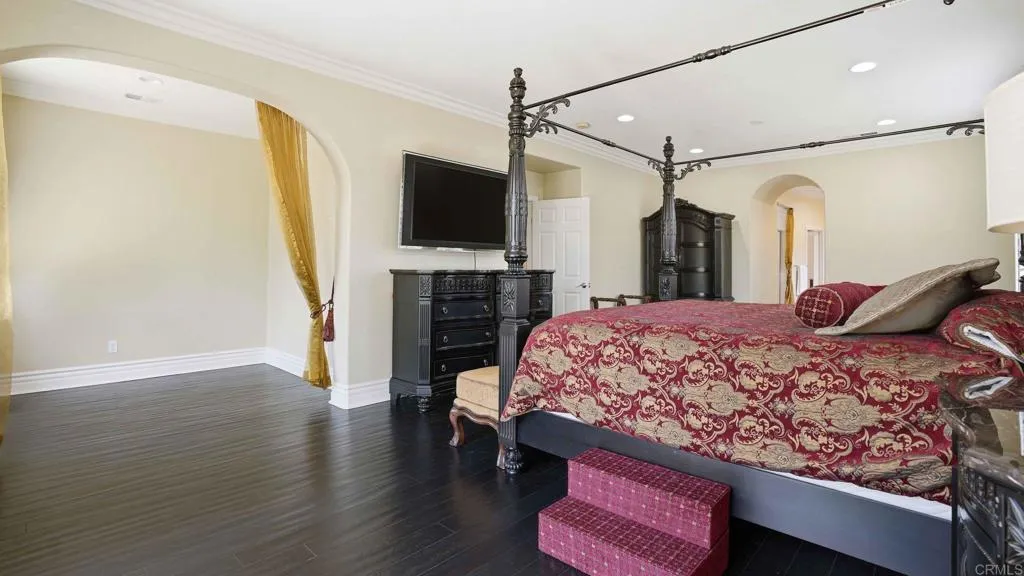 https://cdn.realtyfeed.com/cdn/127/306706405/8a380660fb8d98e5318368c04dbcdf13.webp