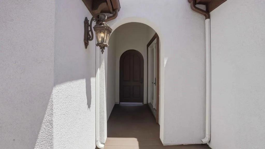 https://cdn.realtyfeed.com/cdn/127/306706405/cac3cfec27f07ed1ad143053ff95710f.webp