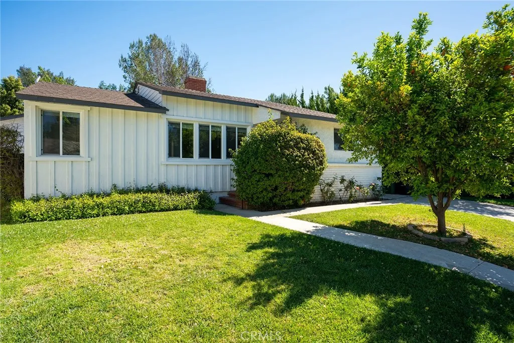 Van Nuys, CA 91401