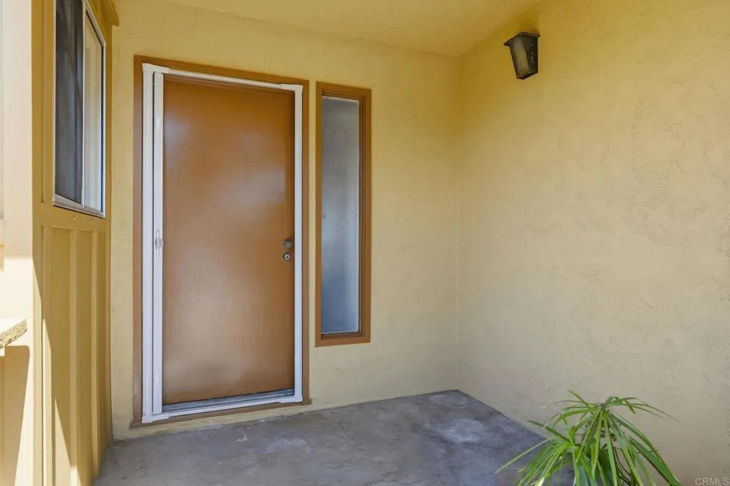 https://cdn.realtyfeed.com/cdn/127/306706495/0641fa979b3024bd21d4b46e245413a9.webp