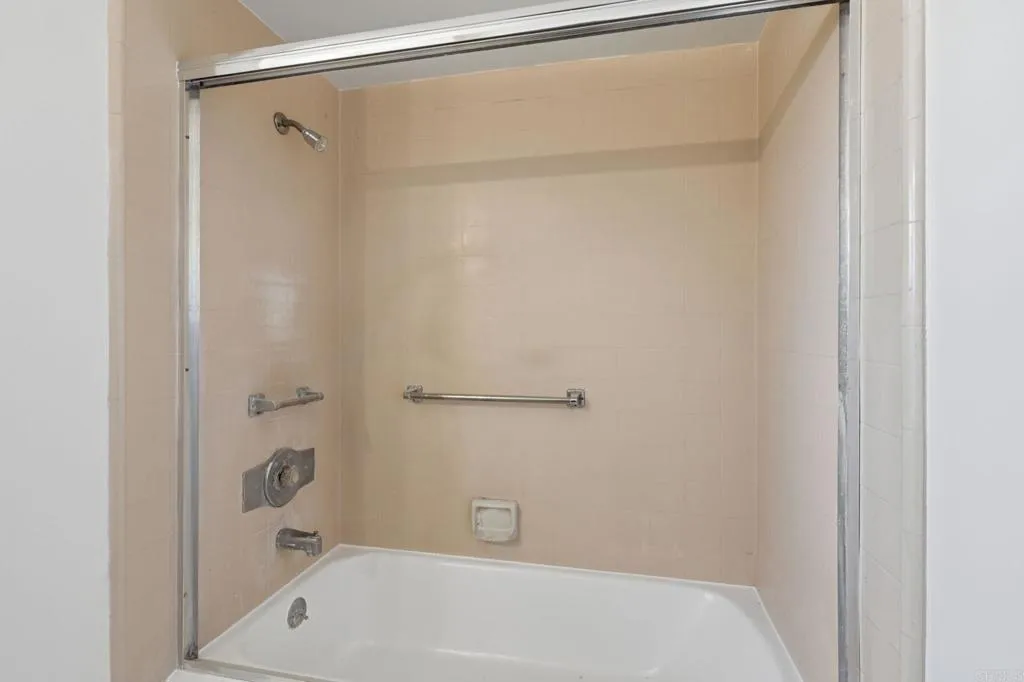 https://cdn.realtyfeed.com/cdn/127/306706495/0fb77bf4d7c9d3a7a489dab56b1f63bb.webp