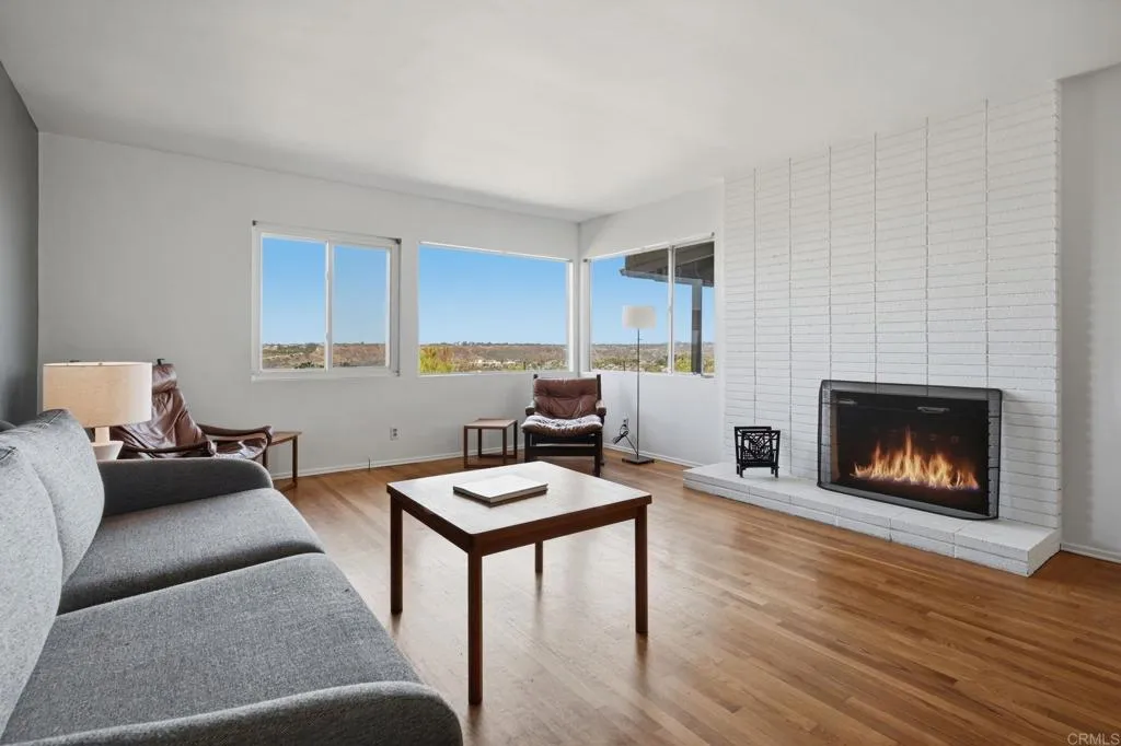 https://cdn.realtyfeed.com/cdn/127/306706495/498a203db353d261db02574ea5c61685.webp