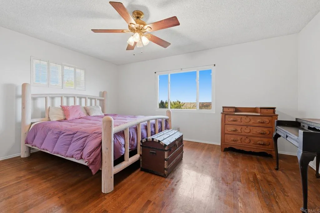 https://cdn.realtyfeed.com/cdn/127/306706495/b483d5b8c56da06996a2f9a788c83c46.webp