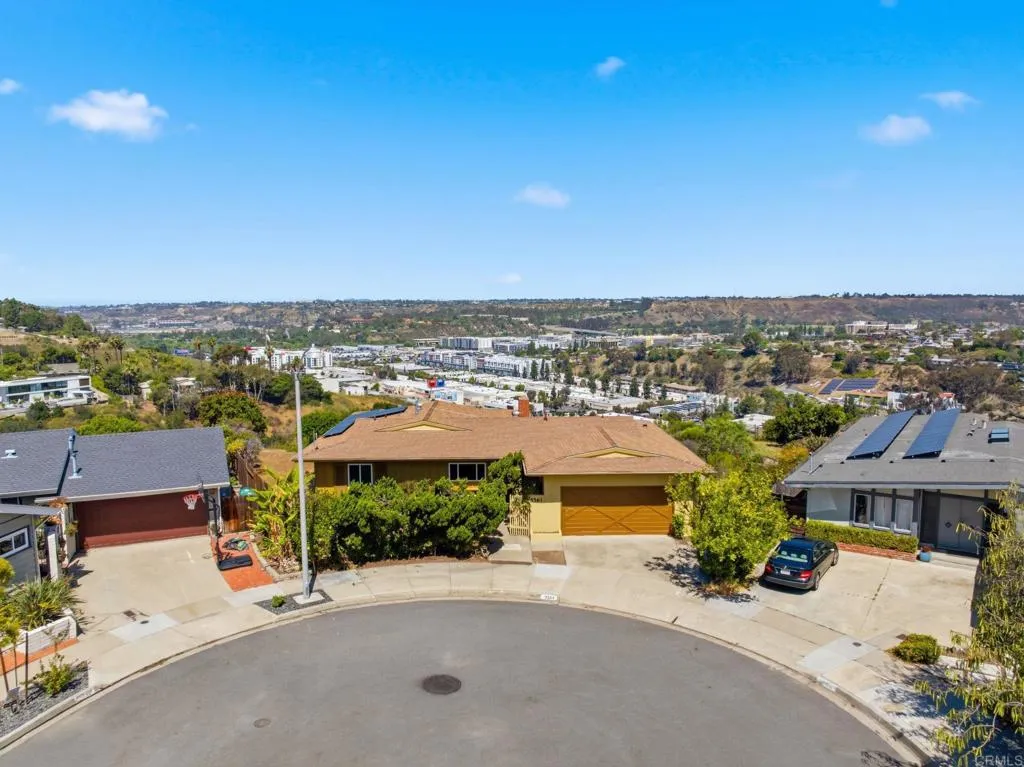 https://cdn.realtyfeed.com/cdn/127/306706495/b6fa8d929e679de53ed56b662c1c385c.webp