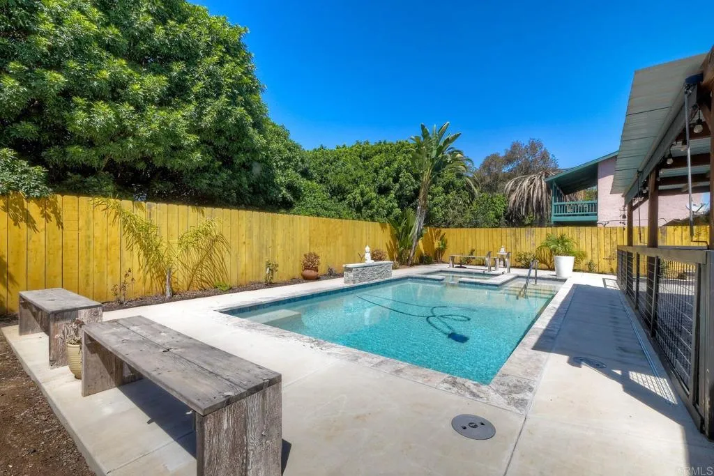 https://cdn.realtyfeed.com/cdn/127/306706514/02feac88bb9486901c2d544b9d2161f0.webp