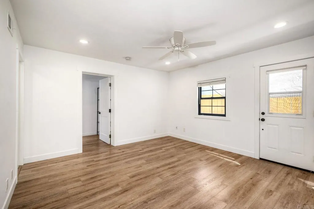 https://cdn.realtyfeed.com/cdn/127/306706514/13f5c5ddb24075338469044b17e997c6.webp