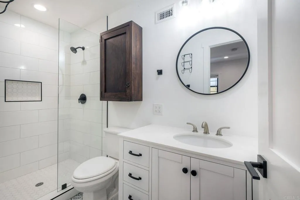 https://cdn.realtyfeed.com/cdn/127/306706514/3cb8eac1f2f0a94dd318e8998f0e0079.webp