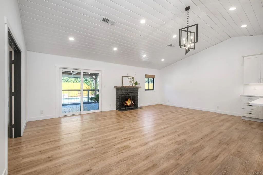 https://cdn.realtyfeed.com/cdn/127/306706514/5364319bc1978183eecca0ed0f5d6164.webp
