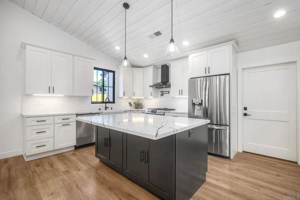 https://cdn.realtyfeed.com/cdn/127/306706514/a88e665079a67787e7b0502de38b0565.webp