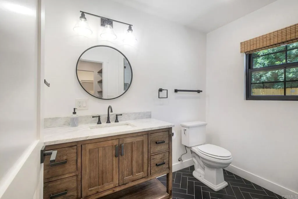 https://cdn.realtyfeed.com/cdn/127/306706514/ffb82755dc19ac3cab7bbee3cb104dc5.webp