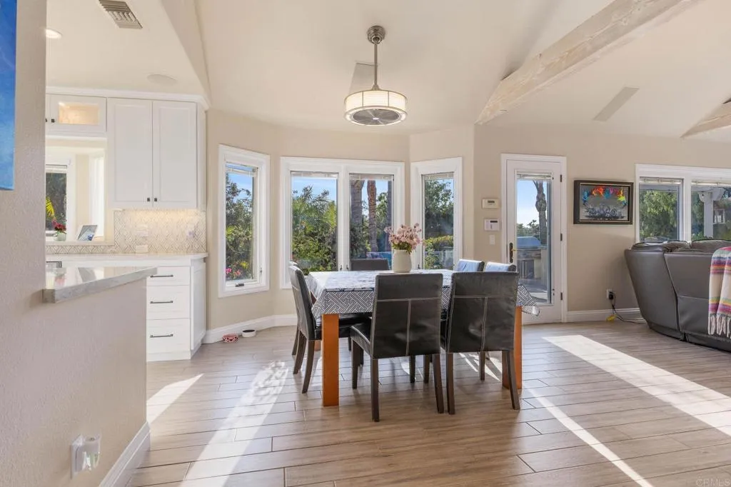 https://cdn.realtyfeed.com/cdn/127/306706536/2c649824c7e39497ca8cd44831f3f231.webp