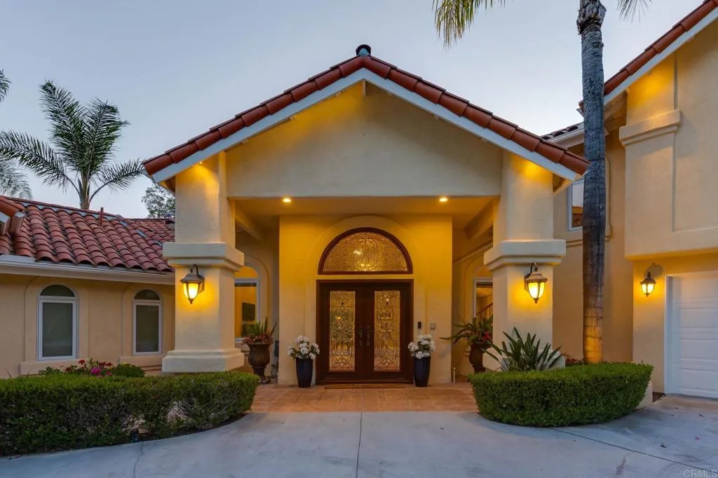 https://cdn.realtyfeed.com/cdn/127/306706536/2ef20dbbd93cba9ee98e7cc9dddbcdfd.webp