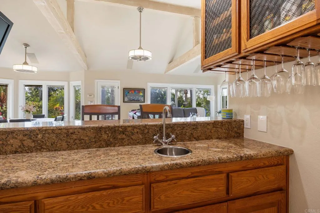 https://cdn.realtyfeed.com/cdn/127/306706536/f7e5344fb0e2915f3e537ef6188ea36e.webp