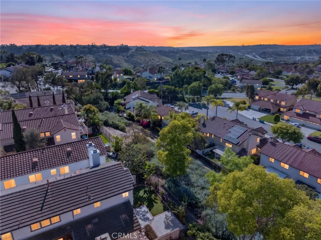 https://cdn.realtyfeed.com/cdn/127/306706743/550ccceba8e78c89439177a0e808919d.webp