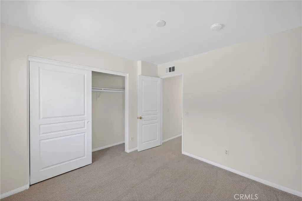 https://cdn.realtyfeed.com/cdn/127/306706743/6221f75d5a181b35bf9c395990ae9e10.webp