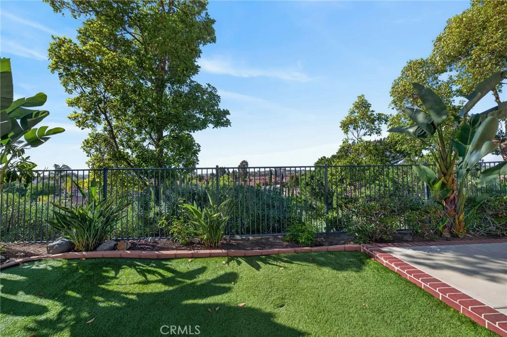 https://cdn.realtyfeed.com/cdn/127/306706743/62fbac1d9c8e577437faef9e3d673ff5.webp