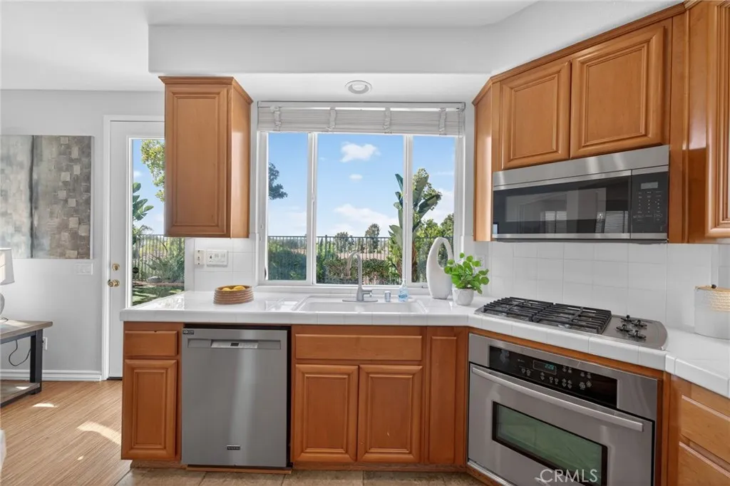 https://cdn.realtyfeed.com/cdn/127/306706743/69158af73d897055f57ab211c1b222fe.webp