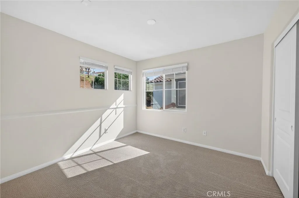 https://cdn.realtyfeed.com/cdn/127/306706743/7503df57ea4a8d704bf59743087bb553.webp