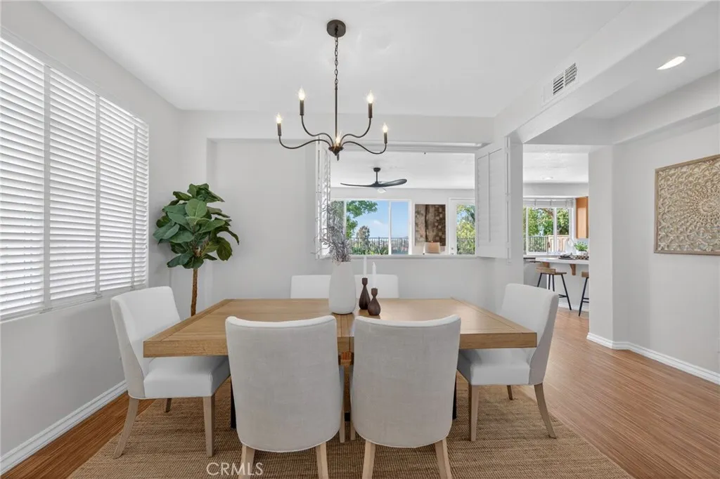 https://cdn.realtyfeed.com/cdn/127/306706743/b48c23295d9f160095d3669494bee07a.webp