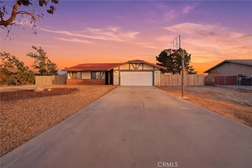 Apple Valley, CA 92308