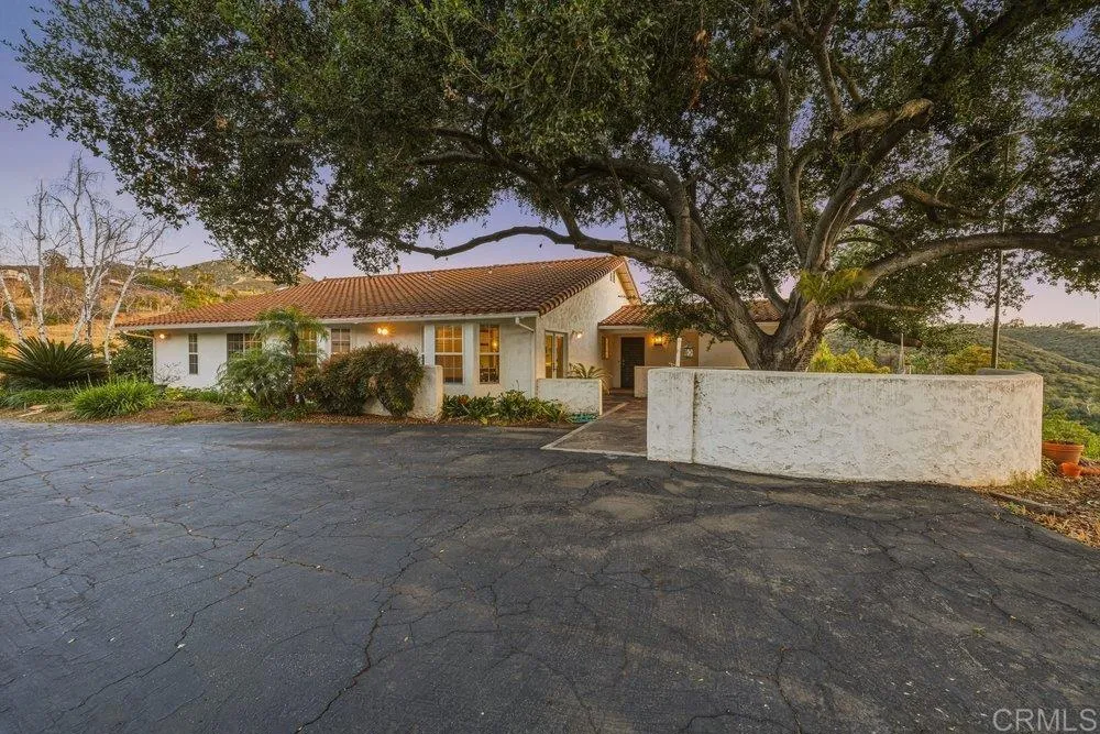 Fallbrook, CA 92028