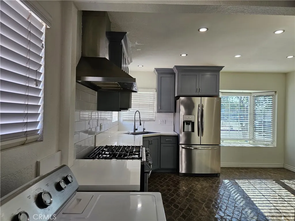 3180 Easy Avenue, Long Beach, CA 90810 - Photo 3 of 6, Long Beach, CA