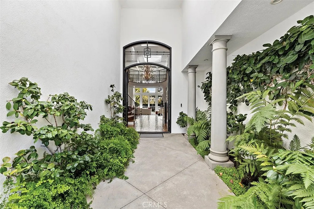 14 Rue Grand Ducal, Newport Beach, CA 92660 - Photo 2 of 34, Newport Beach, CA