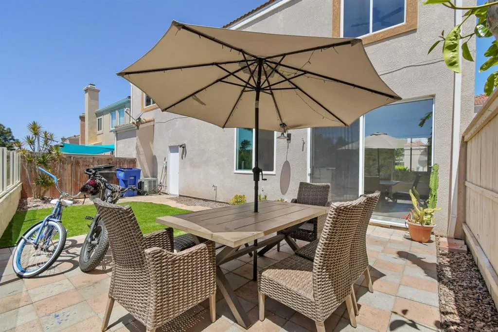 https://cdn.realtyfeed.com/cdn/127/306706844/86d8ff4e5d7410dacf36cf05fa933c05.webp