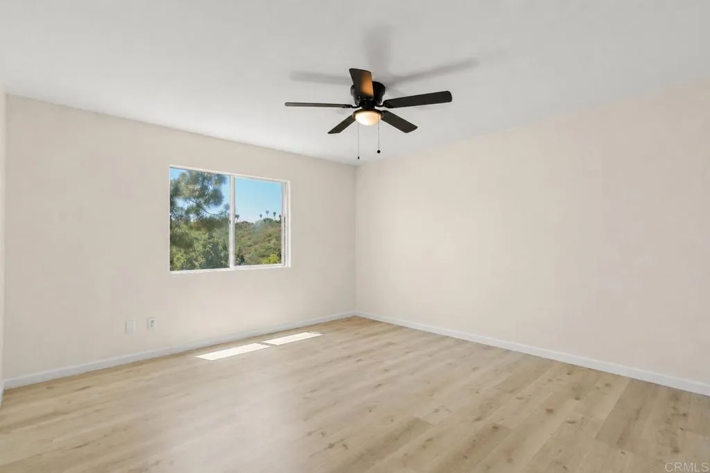 https://cdn.realtyfeed.com/cdn/127/306706844/b1d6e6c48ca1b5f9b239cfd5e0a3c3a7.webp