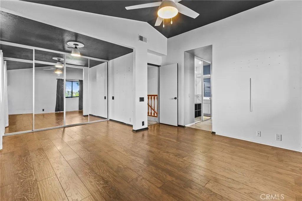 https://cdn.realtyfeed.com/cdn/127/306706871/24b2c55e01ff8a0e33884976fa48e25e.webp