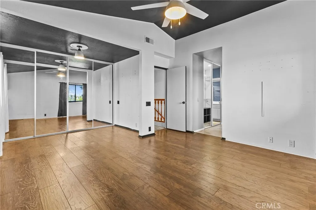 https://cdn.realtyfeed.com/cdn/127/306706871/25e8e5ea5784c7e67f3811525c74278b.webp
