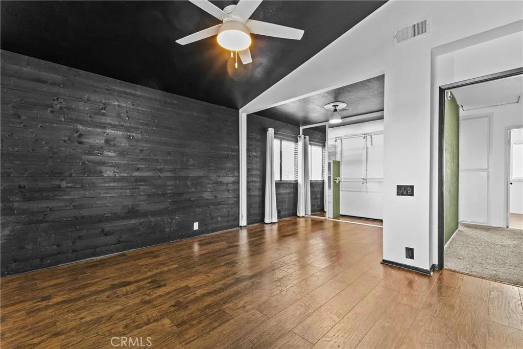 https://cdn.realtyfeed.com/cdn/127/306706871/5cbc25b91c7069b87ebab7a32dc28644.webp