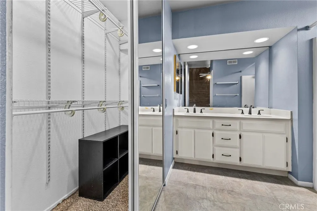 https://cdn.realtyfeed.com/cdn/127/306706871/9cb682fca9f53c4f5d5f3b7b7cdaa6e2.webp
