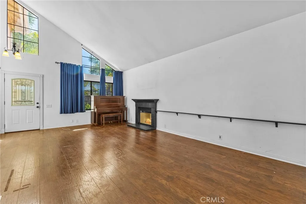 https://cdn.realtyfeed.com/cdn/127/306706871/d343c9f9aea5fbfdb3154b2f9cd2db2e.webp