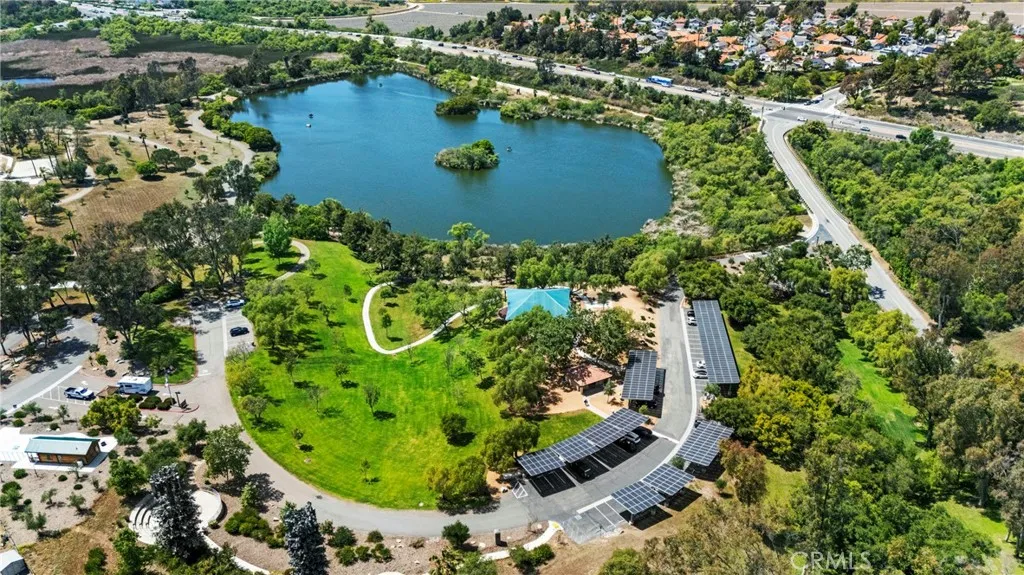 https://cdn.realtyfeed.com/cdn/127/306706871/dbeb2e690c184337f8c1ca575895793a.webp