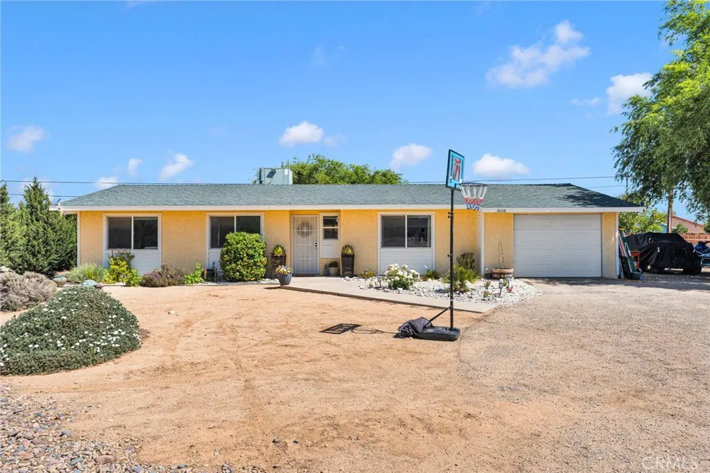 Apple Valley, CA 92308