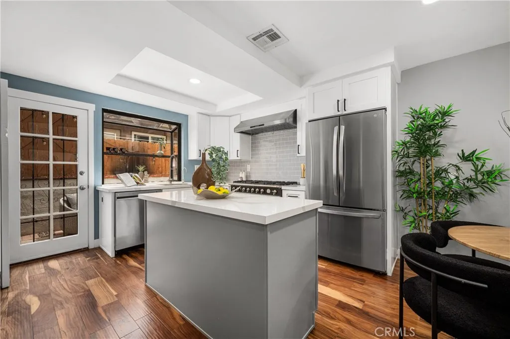 https://cdn.realtyfeed.com/cdn/127/306706909/0ffbcef8d7442ddfcd939f8083ca5af0.webp