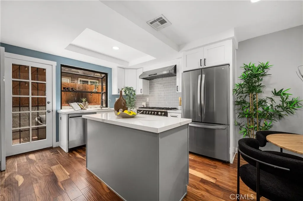 https://cdn.realtyfeed.com/cdn/127/306706909/11edea5422db66eeb9f8f6ec1cfd0c08.webp