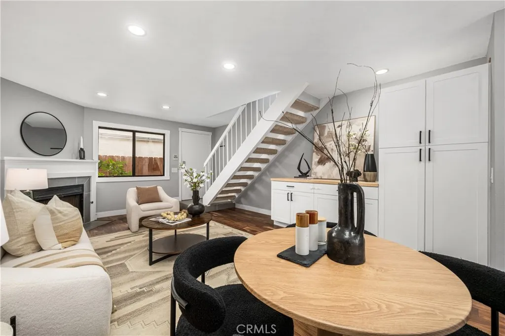 https://cdn.realtyfeed.com/cdn/127/306706909/274e5c83ae38c76439264138d6f8eeef.webp