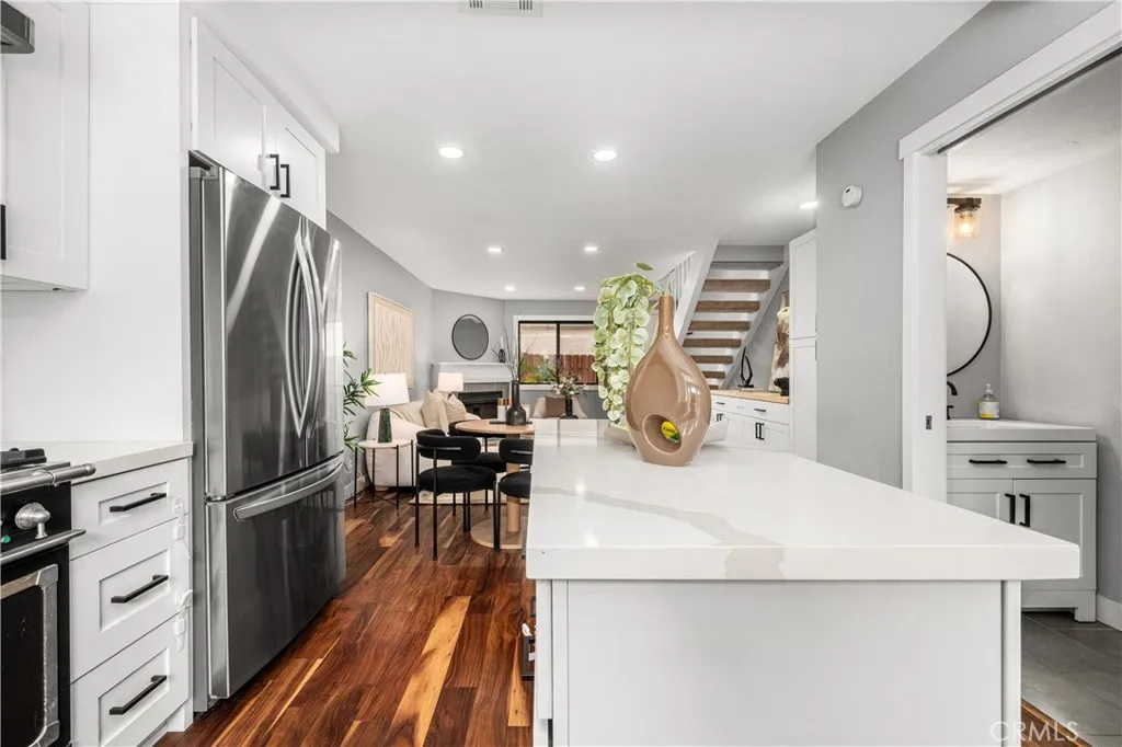 https://cdn.realtyfeed.com/cdn/127/306706909/831f06bf775f89e6ccf15d6a721998ed.webp