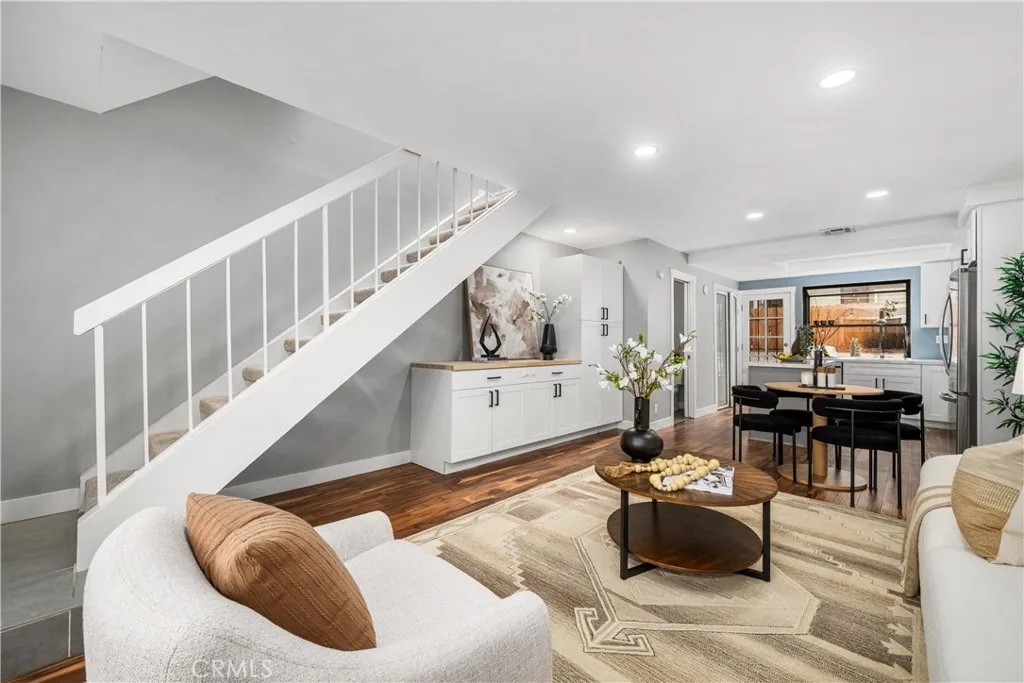 https://cdn.realtyfeed.com/cdn/127/306706909/91a607e7585f9a3443738bcf17606b09.webp