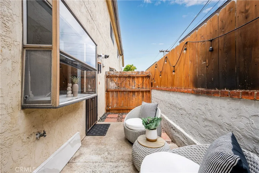 https://cdn.realtyfeed.com/cdn/127/306706909/9df8d3d99449f2e309d21e0a130ea081.webp