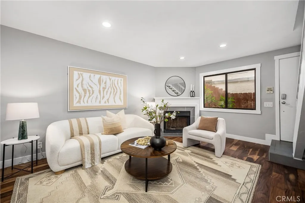 https://cdn.realtyfeed.com/cdn/127/306706909/c1616b5070f8ea9035c2c4a8dd2b1fe3.webp