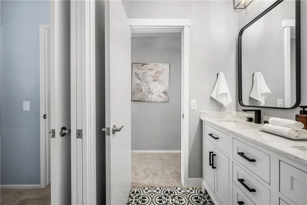 https://cdn.realtyfeed.com/cdn/127/306706909/d023a2305b358a0ca8e8be6dd44c8184.webp