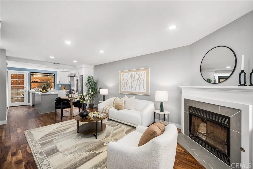 https://cdn.realtyfeed.com/cdn/127/306706909/e693e946068d3979d13d95d3636ddffb.webp