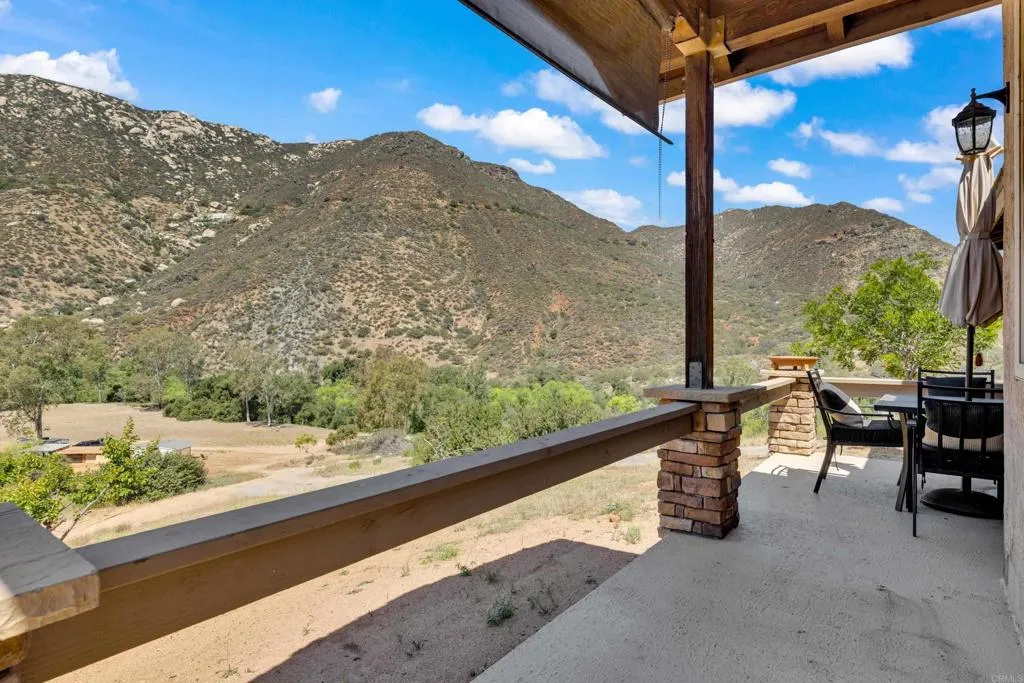 https://cdn.realtyfeed.com/cdn/127/306706952/03b5c8d27879348efbdc80be730be12c.webp