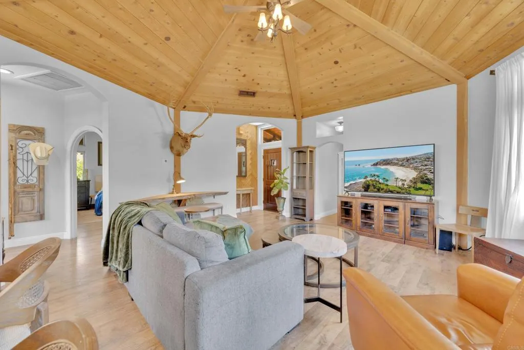 https://cdn.realtyfeed.com/cdn/127/306706952/872723a369ad0f4b050137ed0bbb6f7c.webp