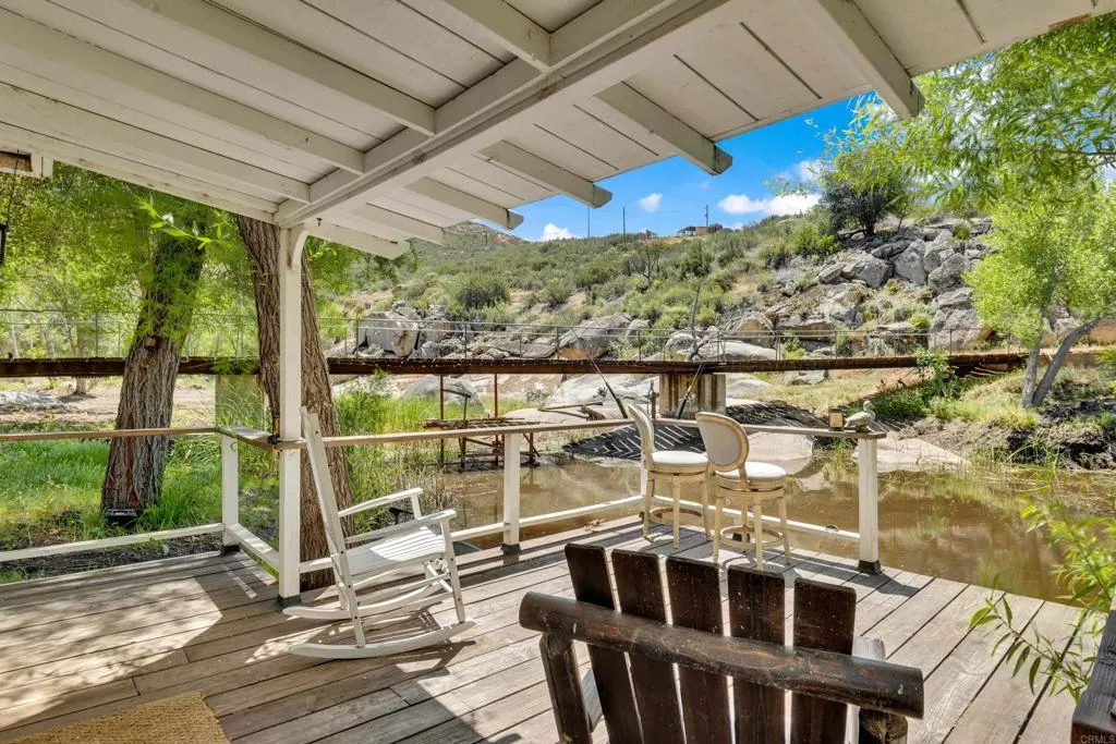 https://cdn.realtyfeed.com/cdn/127/306706952/97f2a2502ae7f86747321d798f307060.webp