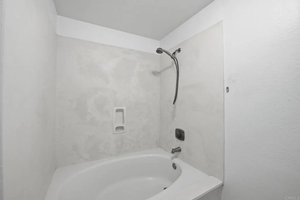 https://cdn.realtyfeed.com/cdn/127/306706987/11064233c8b1047a9efa28160e66f575.webp