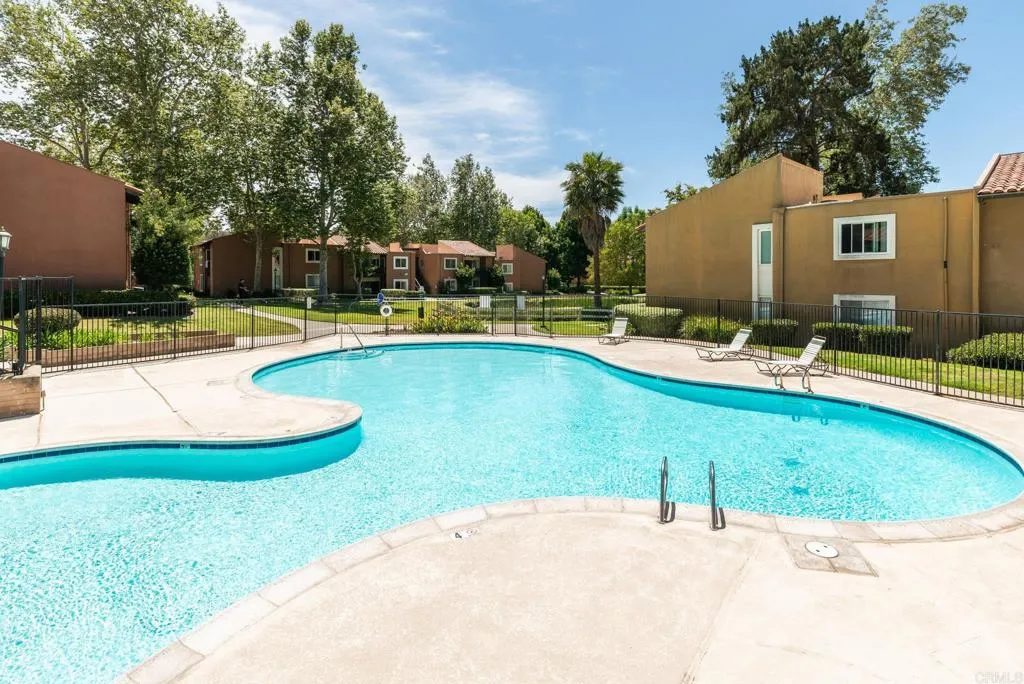 https://cdn.realtyfeed.com/cdn/127/306706990/a9a3a9388c0a413e50fa3b7d2b8899d1.webp